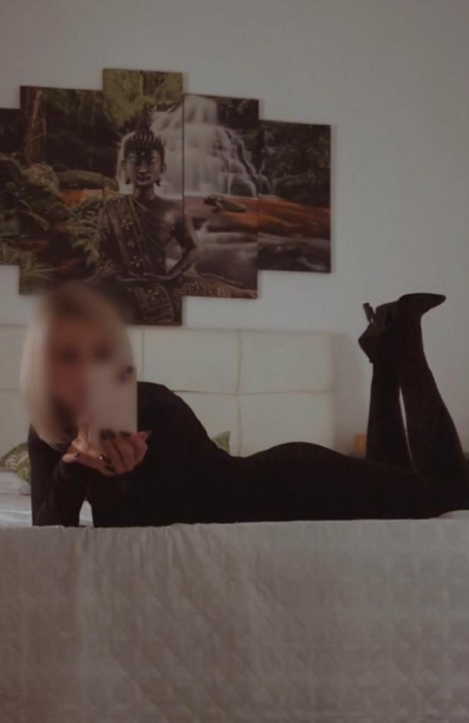 667603670: Chica busca chico en Madrid