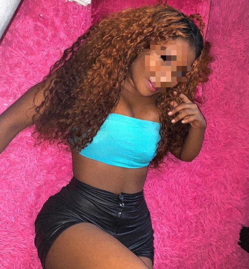 642097407: Chica busca chico en Gerona