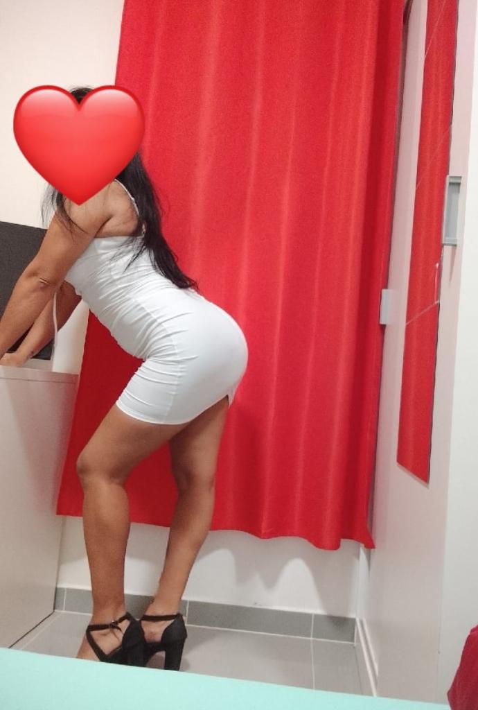 613837510: Chica busca chico en Madrid