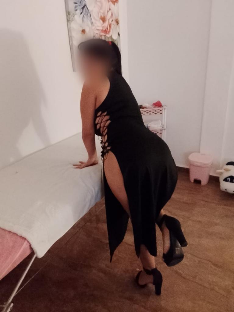 613586032: Chica busca chico en Huelva