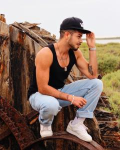 Chico busca chica en Barcelona: 