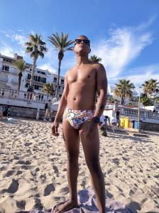 Chico busca chica en Barcelona: 