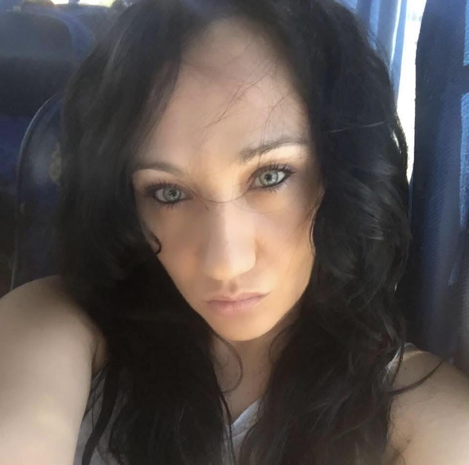 617037744: Chica busca chico en Barcelona