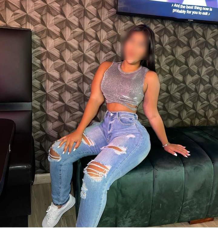 Chica busca chico en La Coruña: 