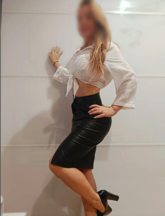 Chica busca chico en Madrid: Chica busca chico