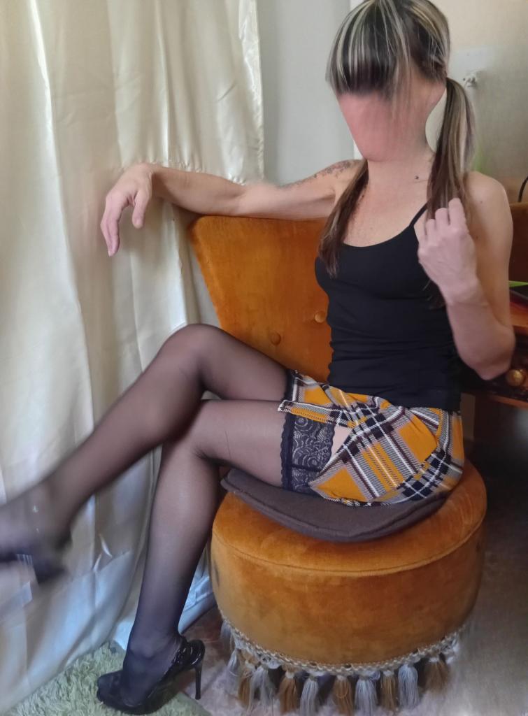 Chica busca chico en Pontevedra: 