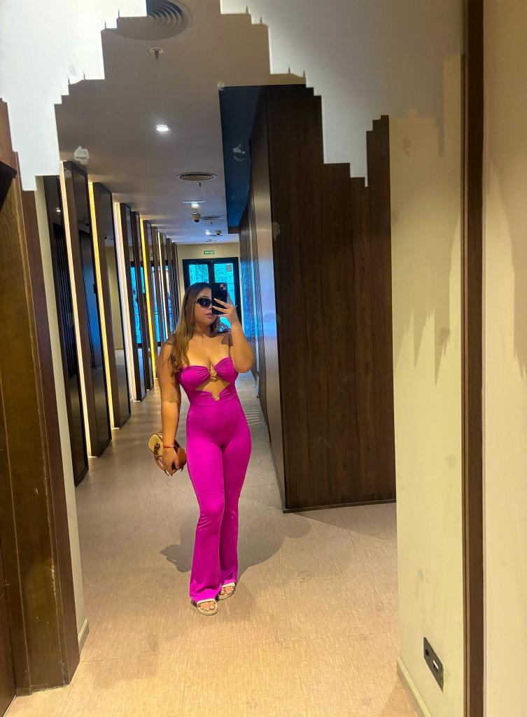 613558217: Chica busca chico en Sevilla