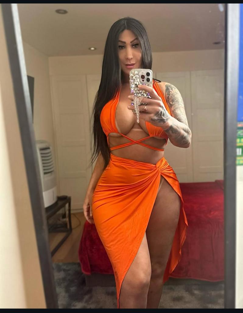 649658894: Travesti en Barcelona