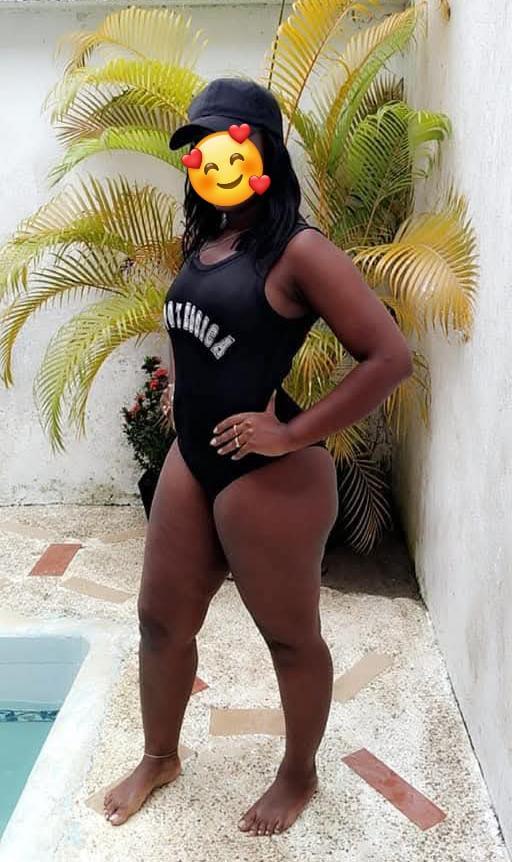 Chica busca chico en Huelva: 