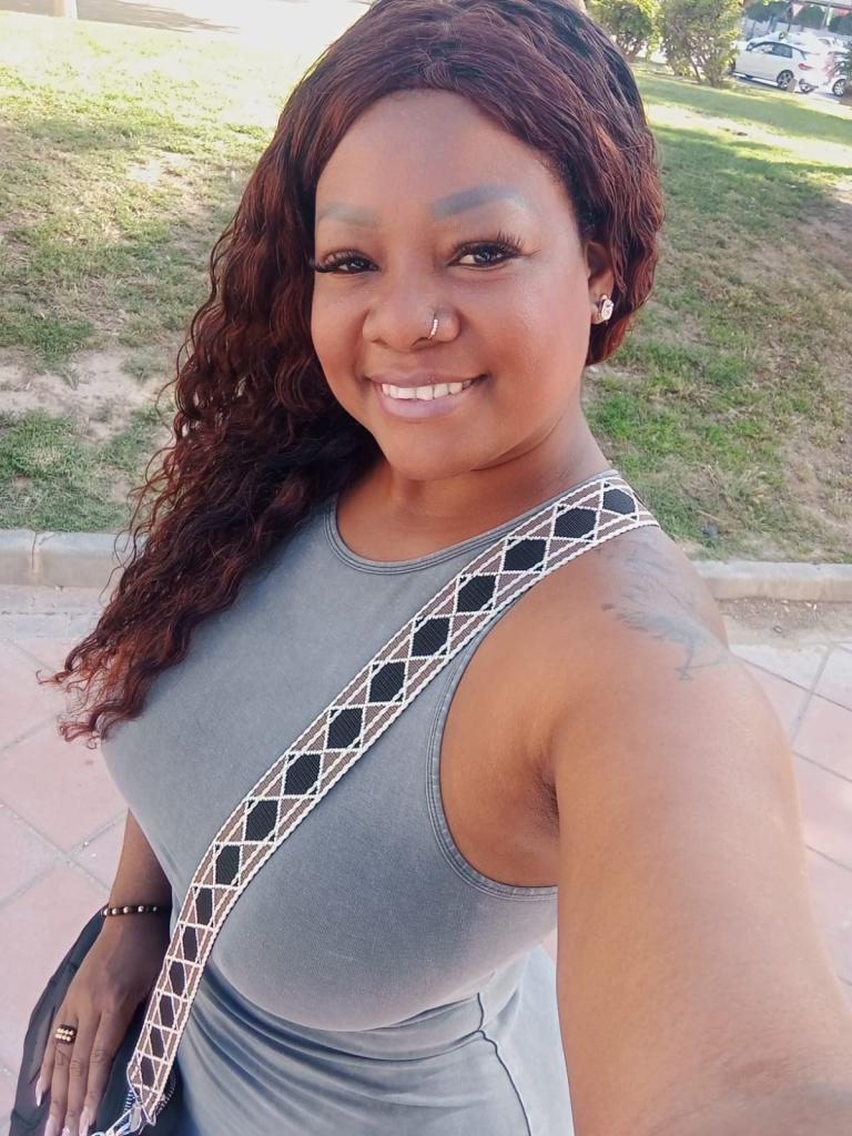 Chica busca chico en Murcia: 