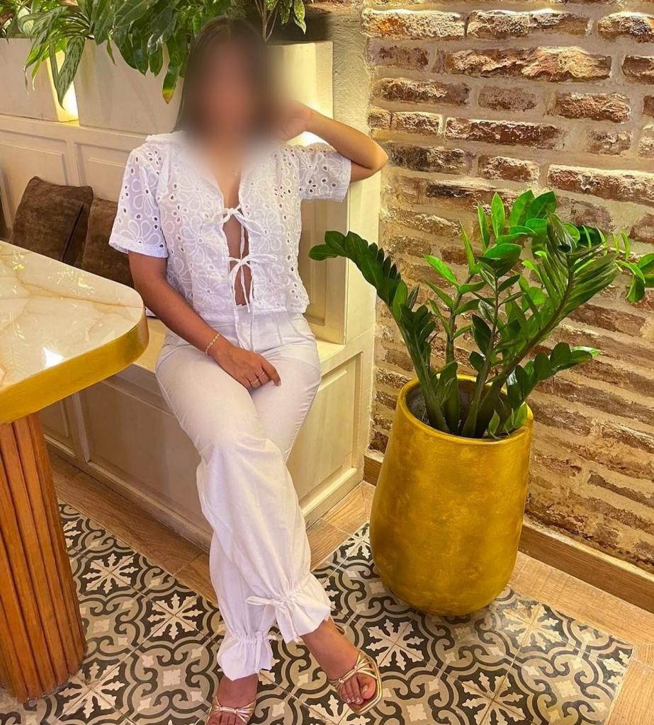 641390671: Chica busca chico en La Coruña