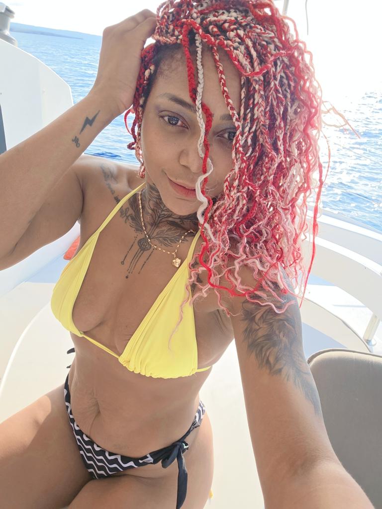 666299210: Chica busca chico en Ibiza