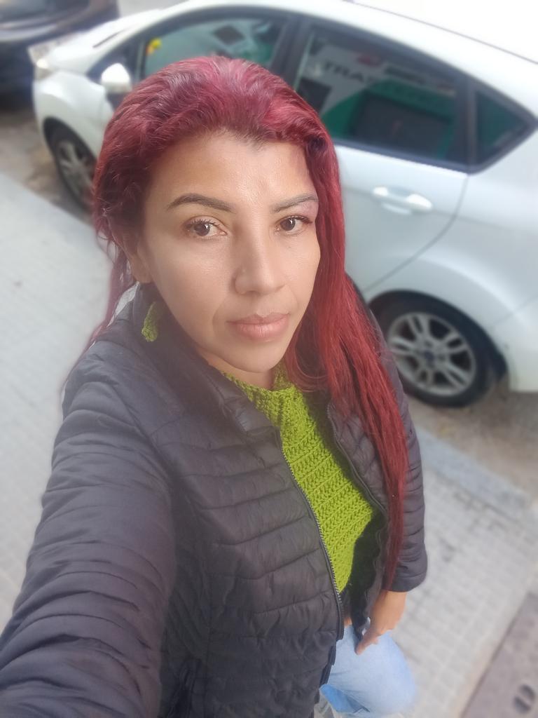 Chica busca chico en Huelva: 