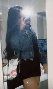 633691368: Chica busca chico en Sevilla