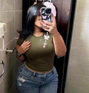 631160935: Chica busca chico en Cádiz