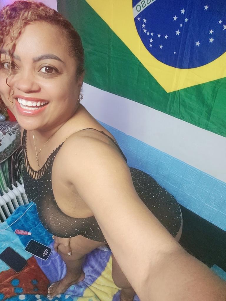 689739268: Chica busca chico en Zaragoza