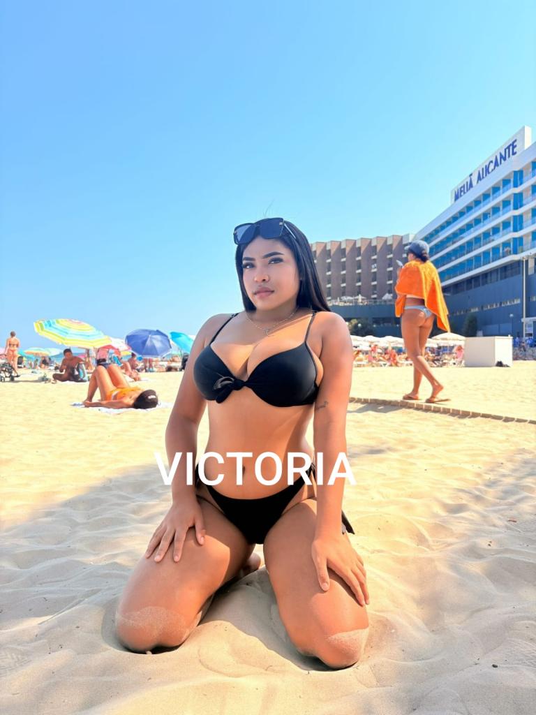 Chica busca chico en Almería: 