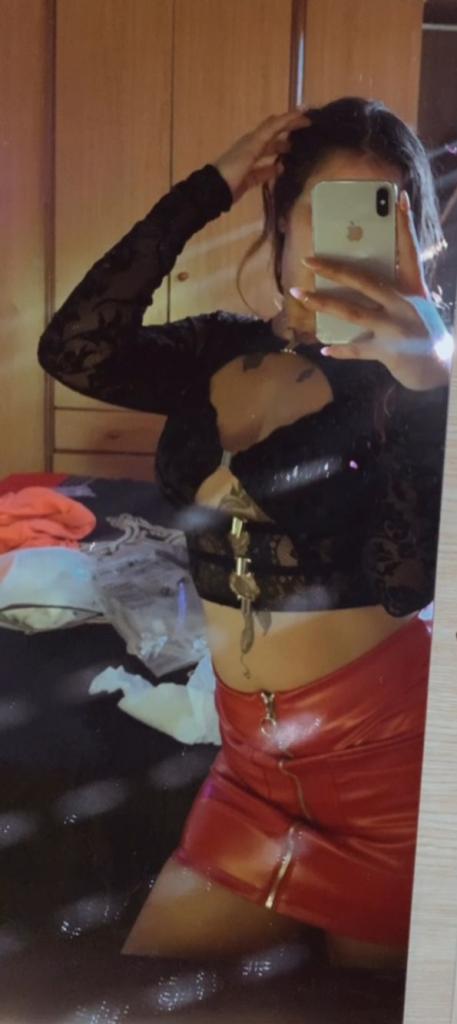 Chica busca chico en Pontevedra: 