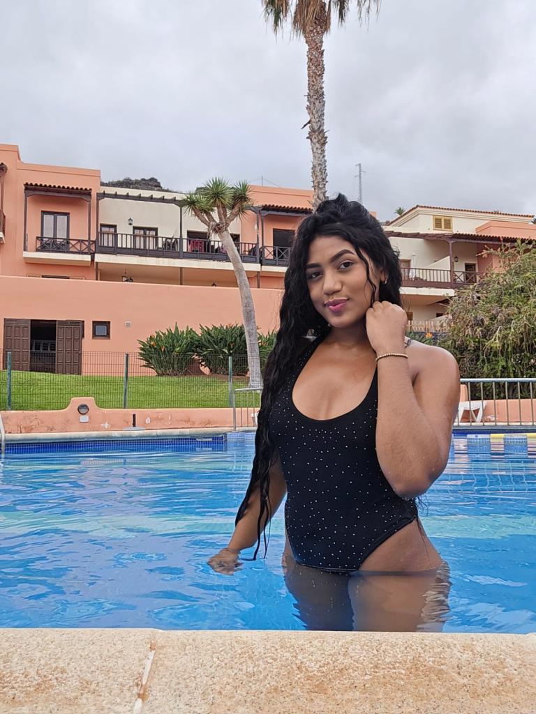 Chica busca chico en Tenerife: 