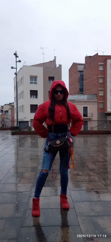 631009572: Transexual en Lérida