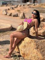 641230345: Chica busca chico en Barcelona