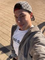 610882979: Chico busca chica en Cádiz