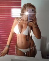 613416762: Chica busca chico en La Coruña
