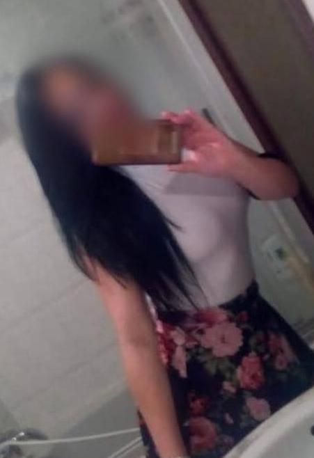 Chica busca chico en Granada: 