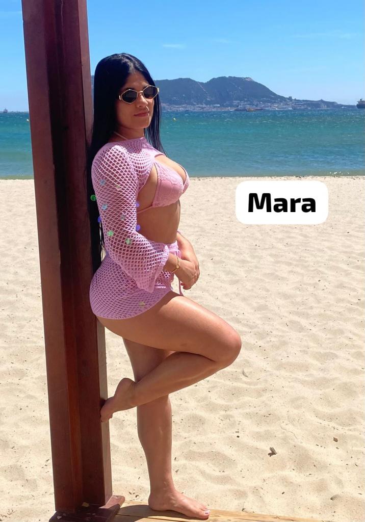 664658498: Chica busca chico en Cádiz