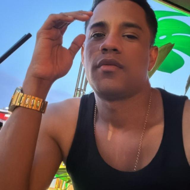 Chico busca chica en Valencia: 