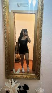 631181211: Chica busca chico en Valencia
