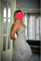 613587842: Chica busca chico en Sevilla