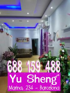 688159488: Chica busca chico en Barcelona