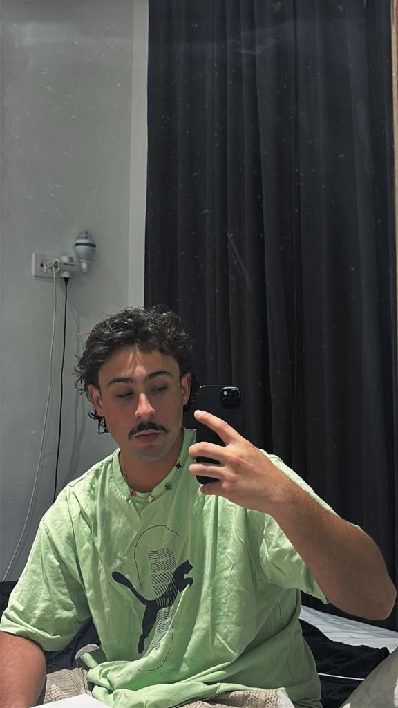 654978659: Chico busca chica en Barcelona