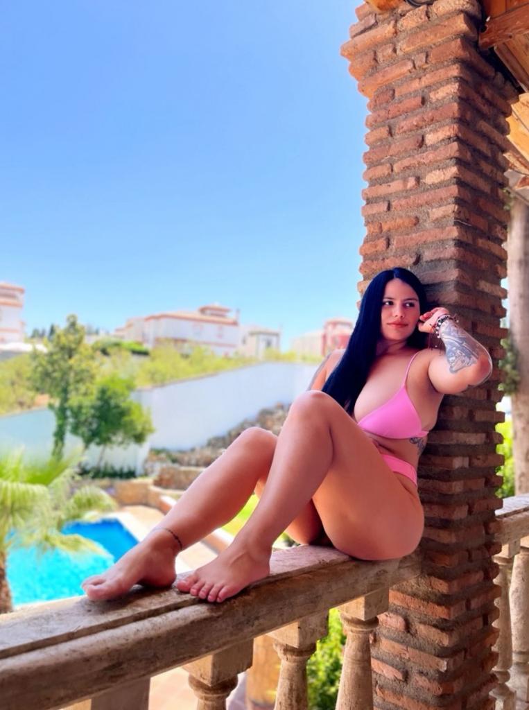 624464051: Chica busca chico en Huesca