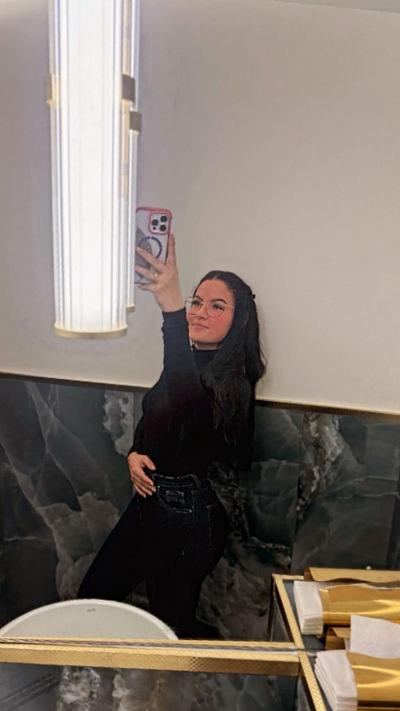 611356513: Chica busca chico en Madrid