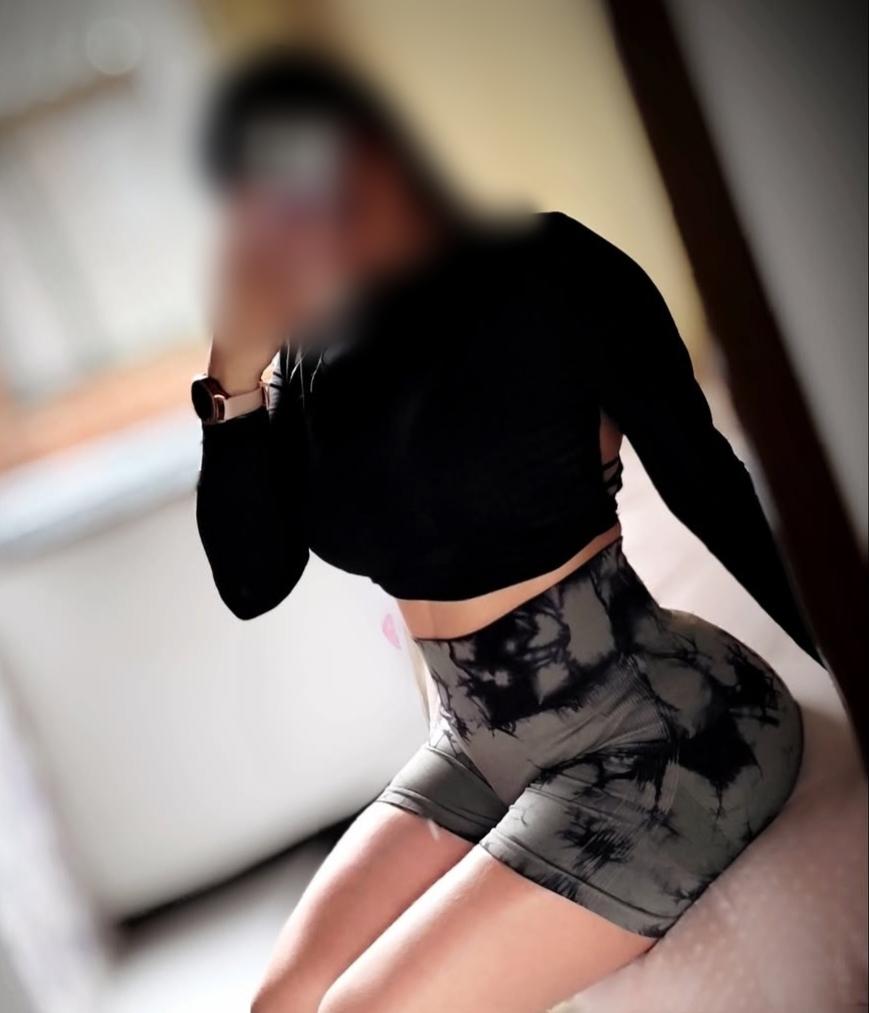 613435227: Chica busca chico en Navarra