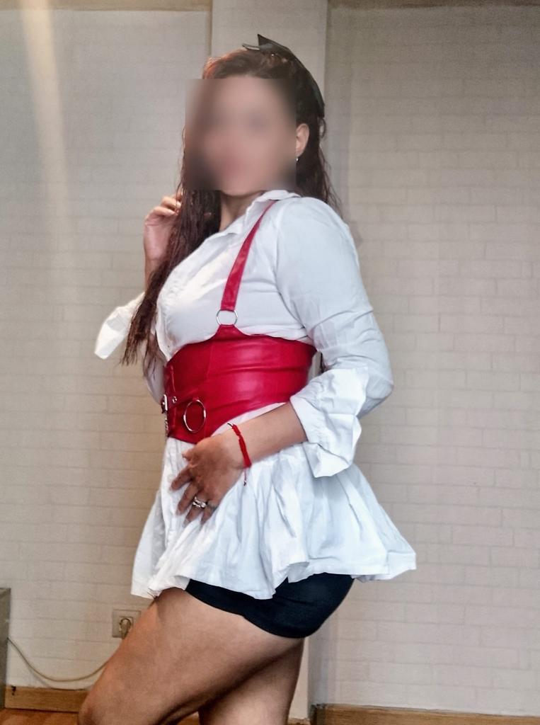 634058947: Chica busca chico en Asturias