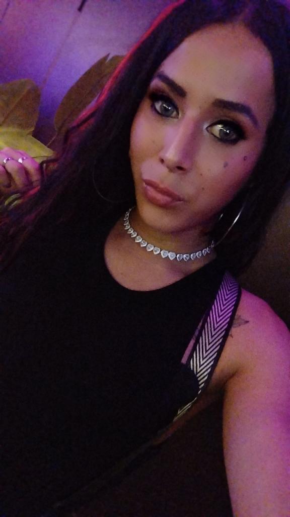 670801846: Travesti en Barcelona