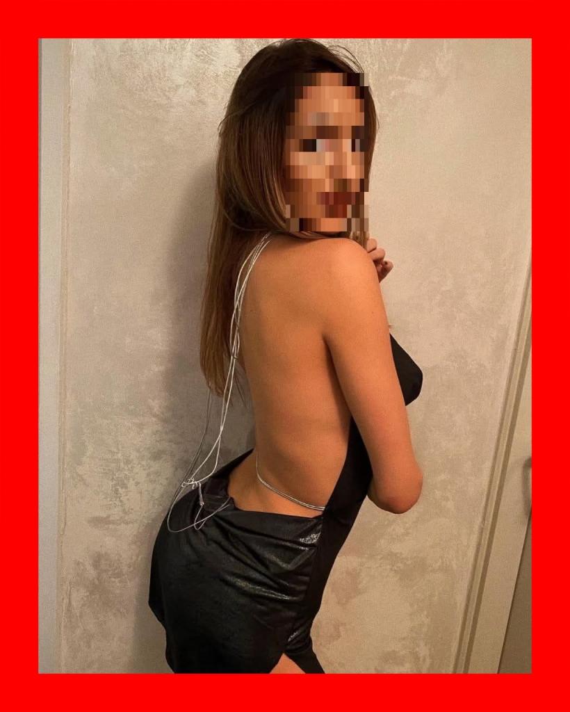 631254601: Chica busca chico en La Coruña