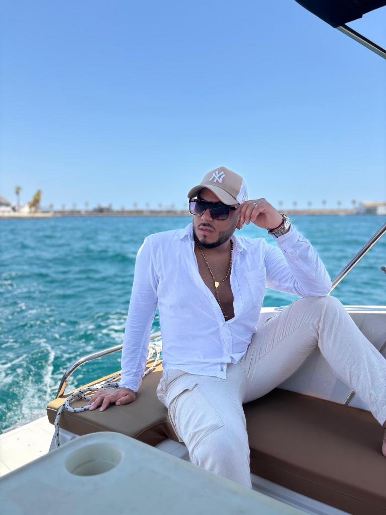 Chico busca chica en Alicante: 