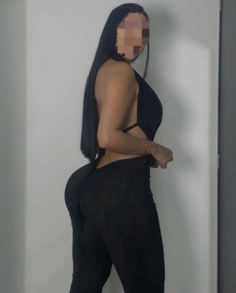 614786794: Chica busca chico en Alicante