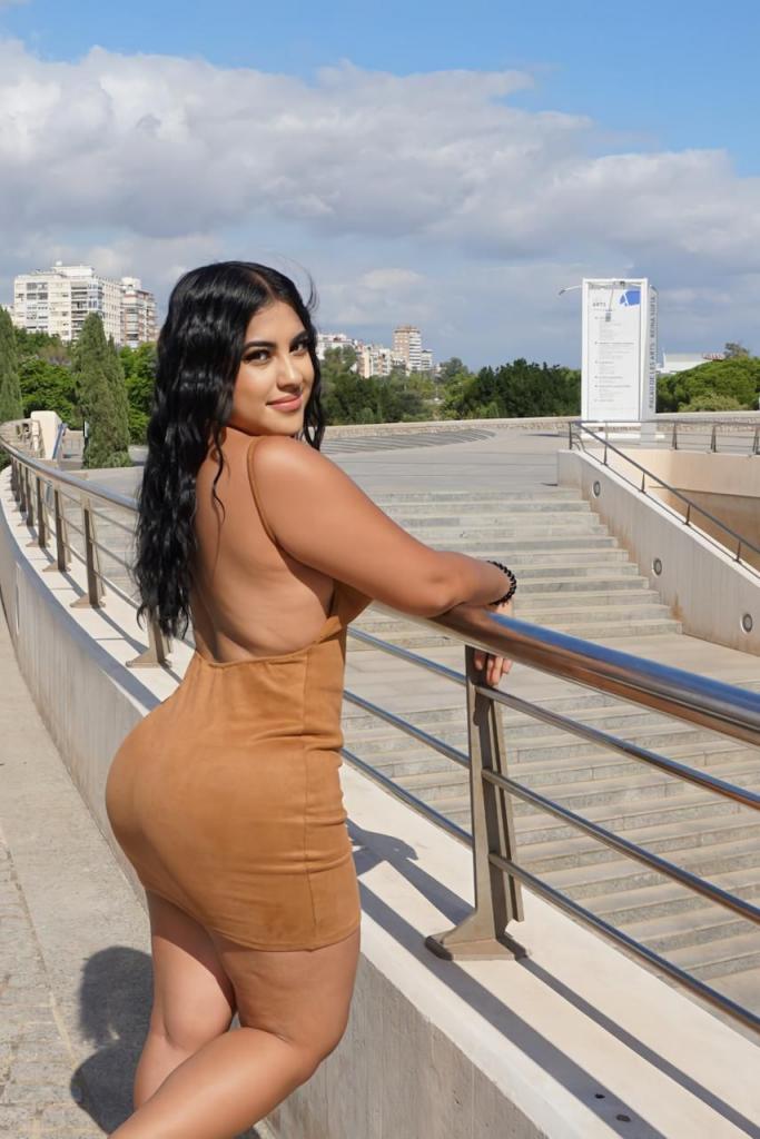 Chica busca chico en Castellón: Chica busca chico