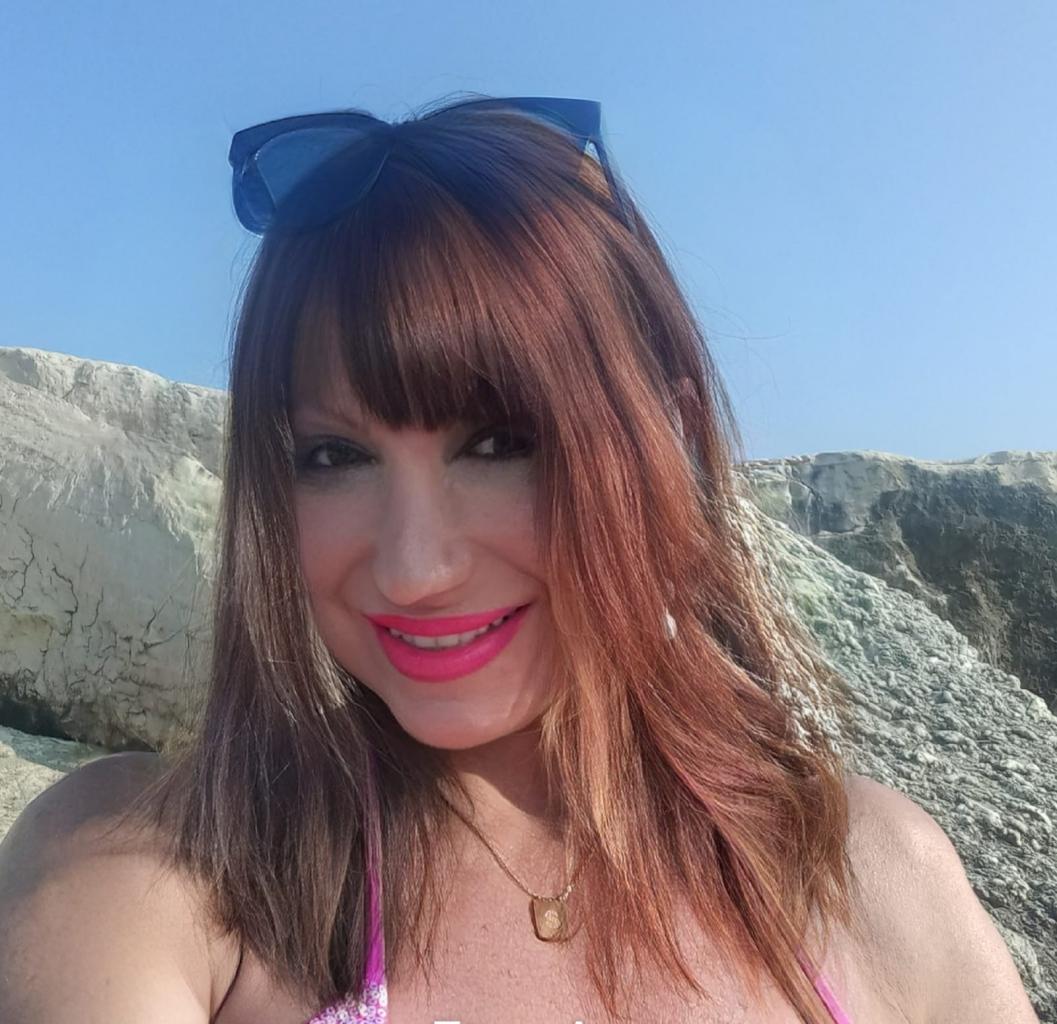 614170168: Travesti en Valencia