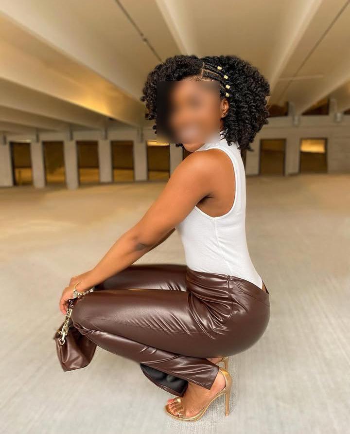 663195950: Chica busca chico en Tarragona