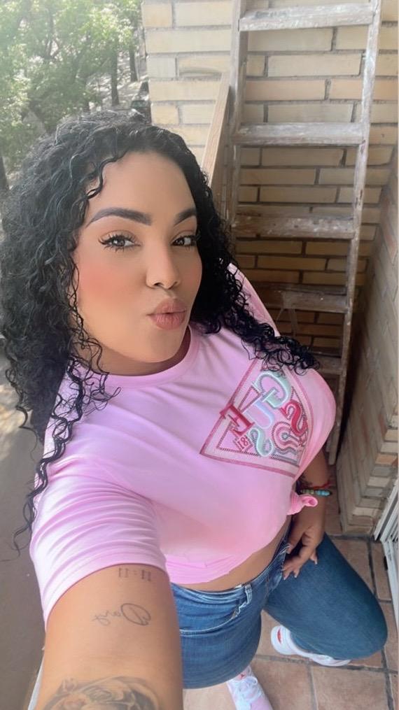 671544530: Chica busca chico en Granada