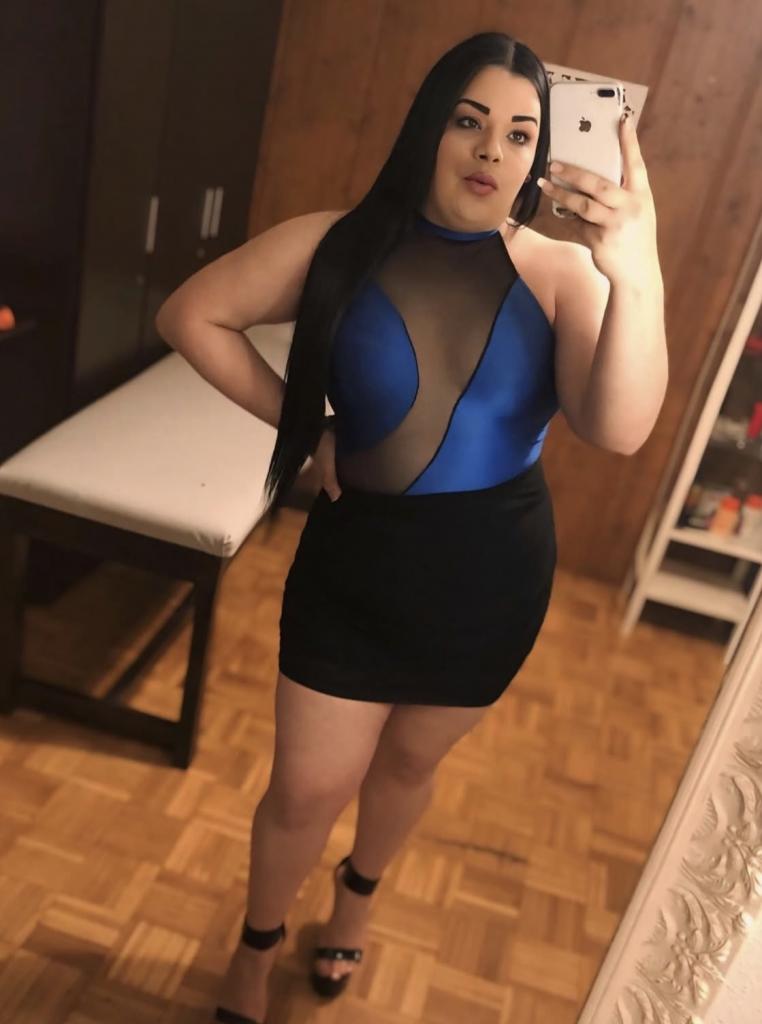 623344845: Transexual en León