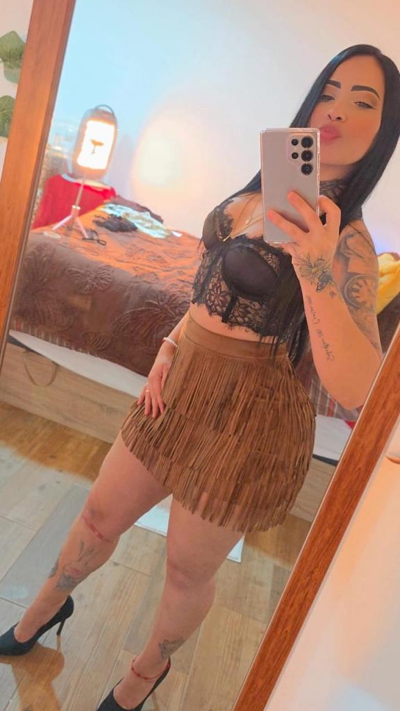 641762589: Chica busca chico en Madrid