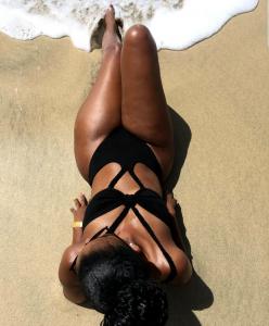 670861082: Chica busca chico en Alicante