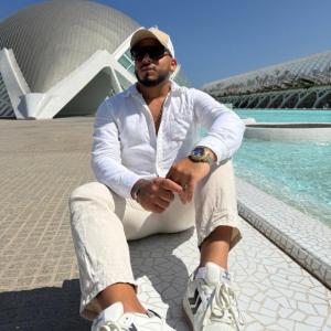 682318123: Chico busca chica en Alicante